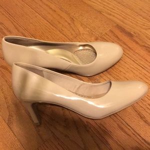 Nude heels - Payless *new*